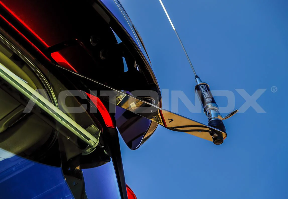 Iveco S-Way Sun Visor Glossy CB Bracket