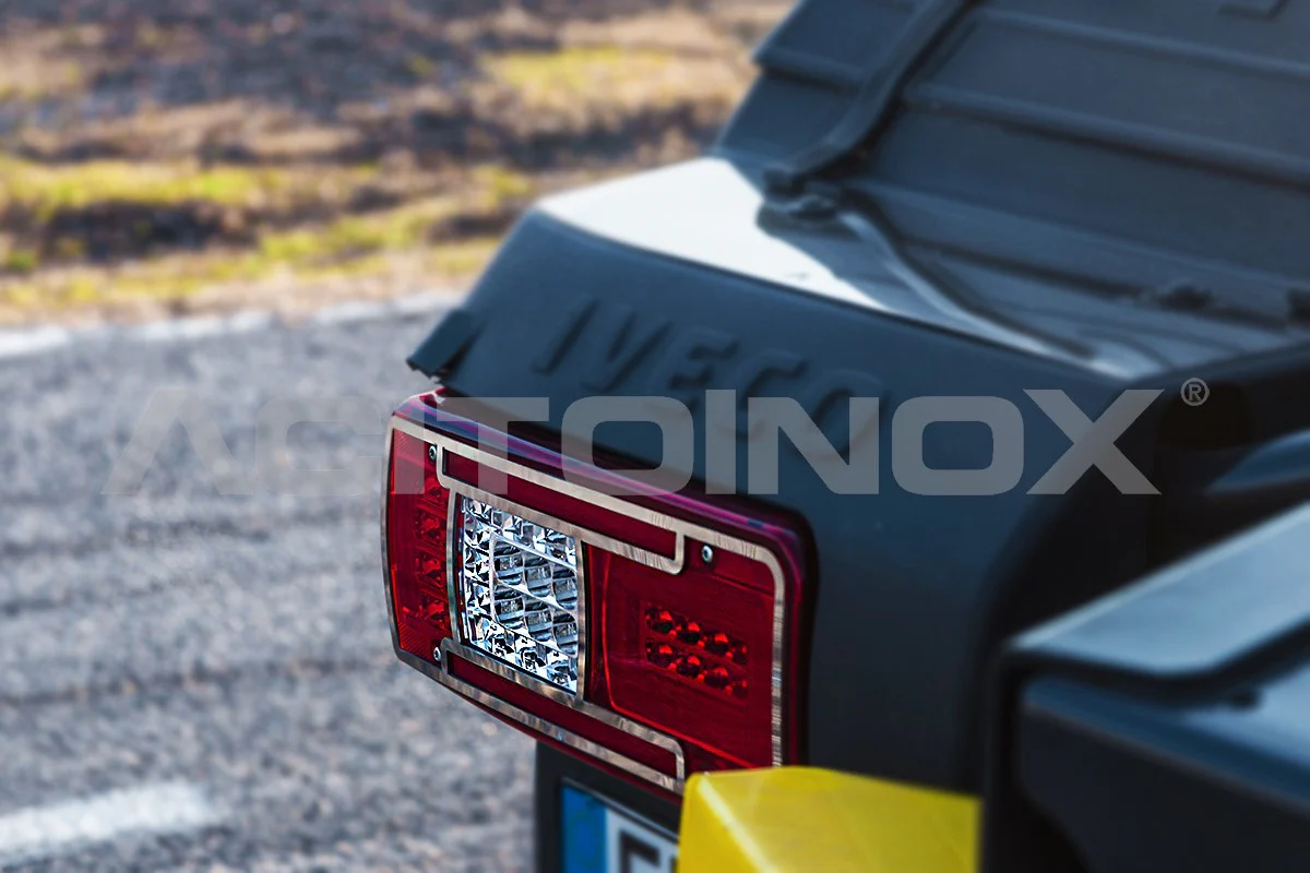 Rear light cover for Iveco